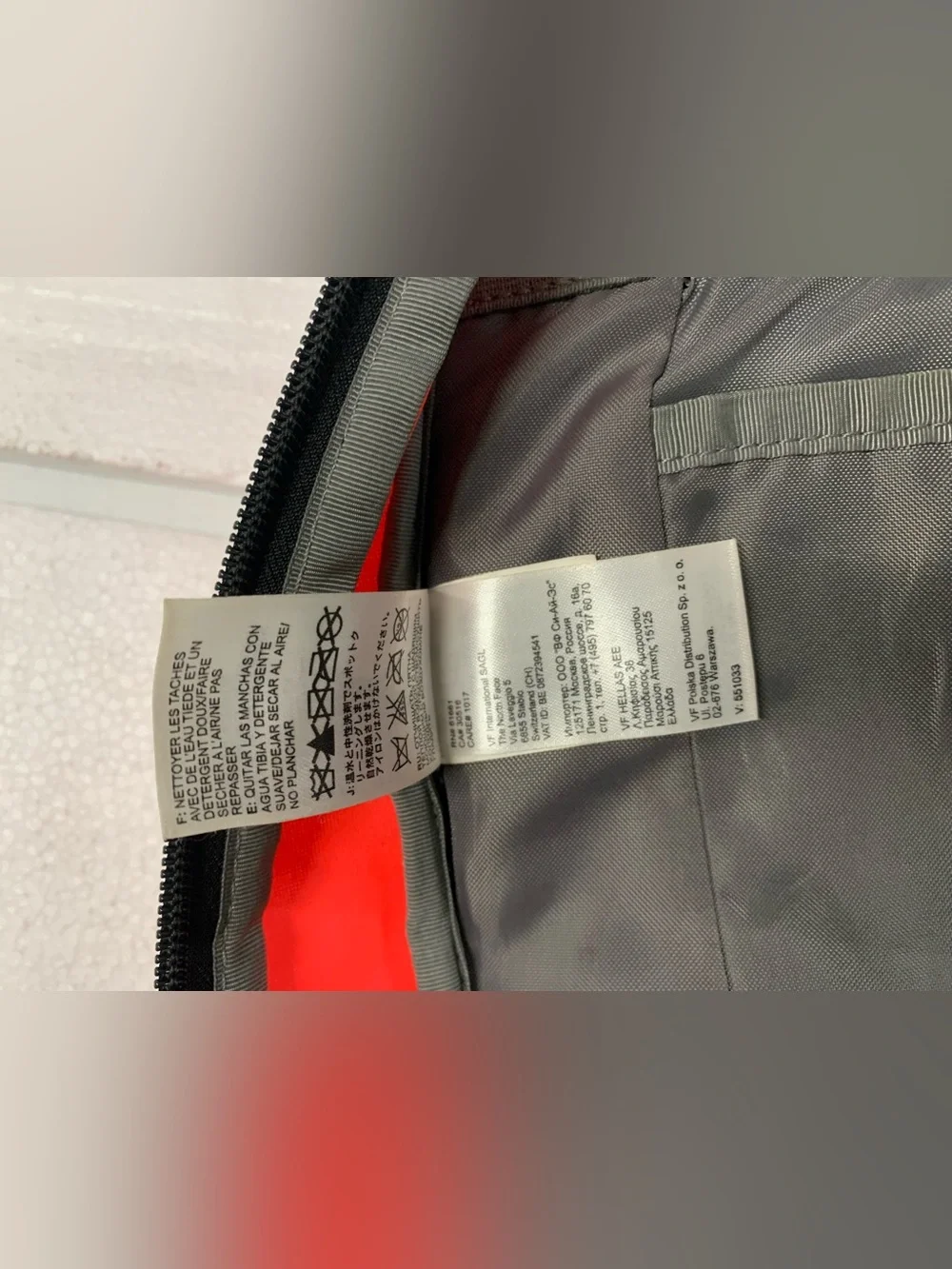 The North Face neon pink backpack T118/T518